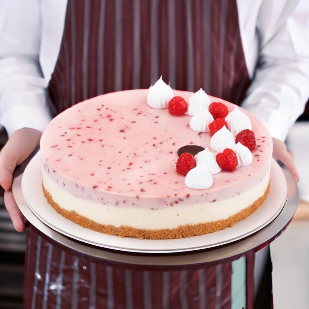 A 1 kg of raspberry cheesecake
